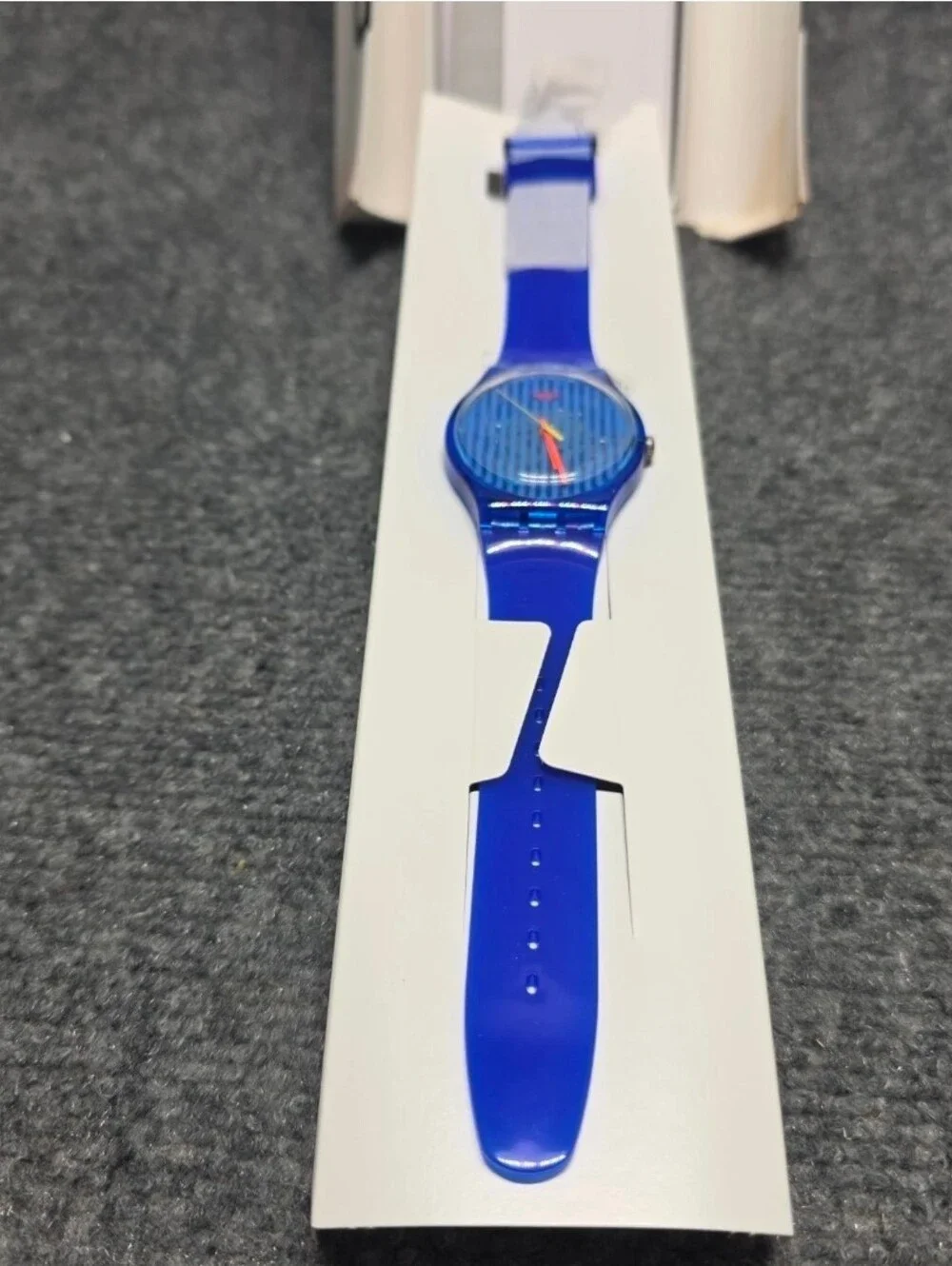NWT Swatch Brilliantly Blue Transparent Watch New Gent SO29S102 New Battery